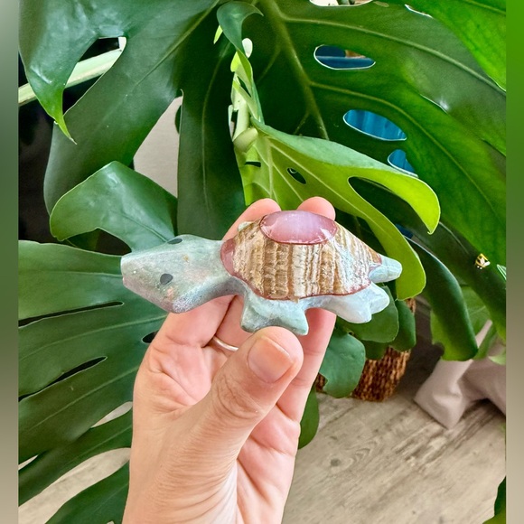 Stone Turtle Figurine - Picture 3 of 7
